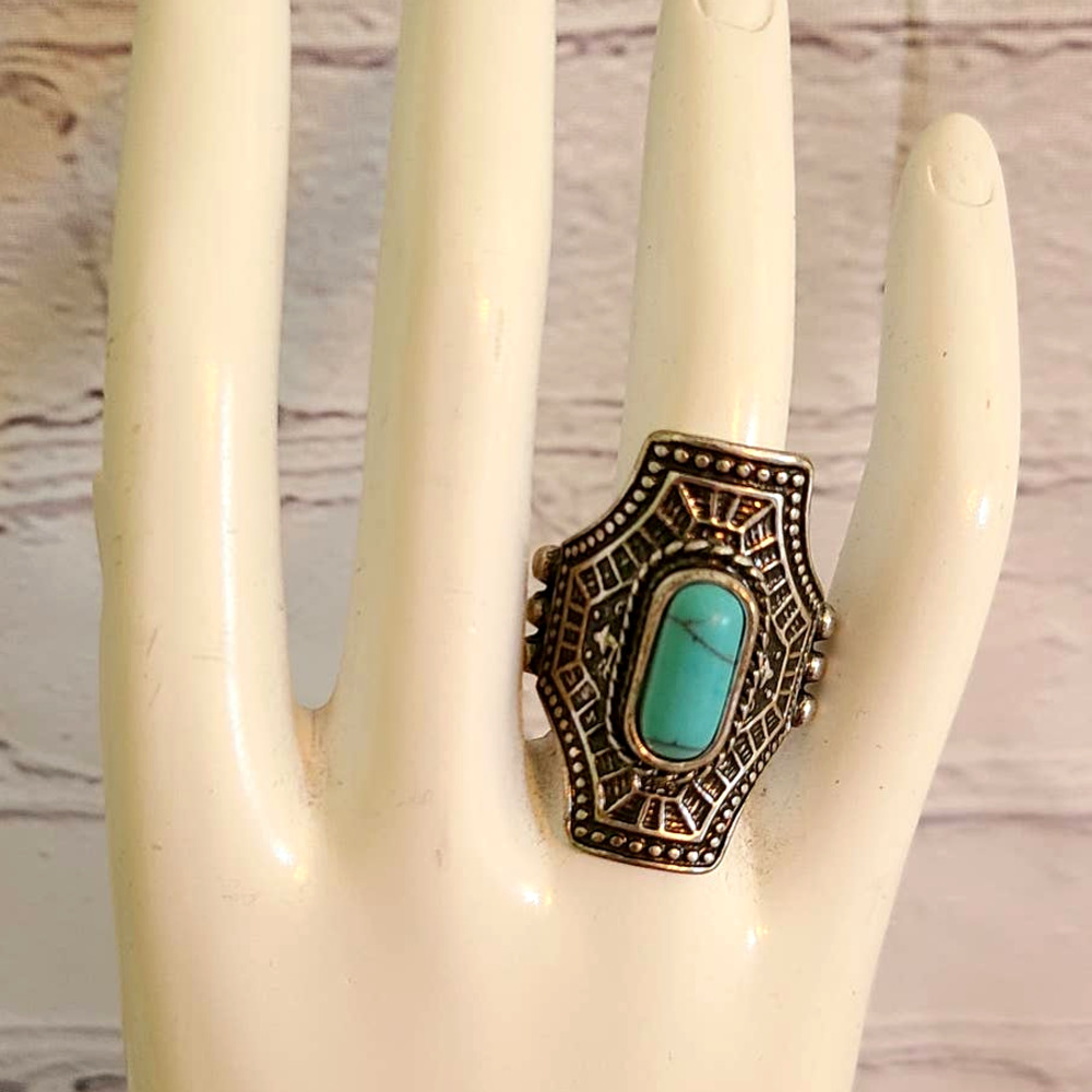 Native American Style Silver Plate Faux Turquoise Elongated Fashion Ring Sz 7.5